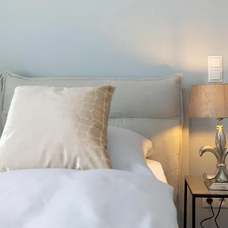 아파트 Sturmfrei 5 *